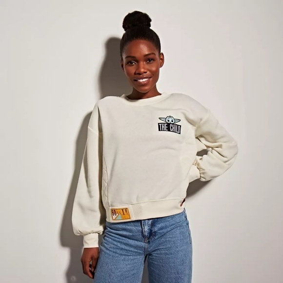Disney Store Grogu Ladies' Cream Sweatshirt Star Wars The Mandalorian Size LARGE - Picture 1 of 10